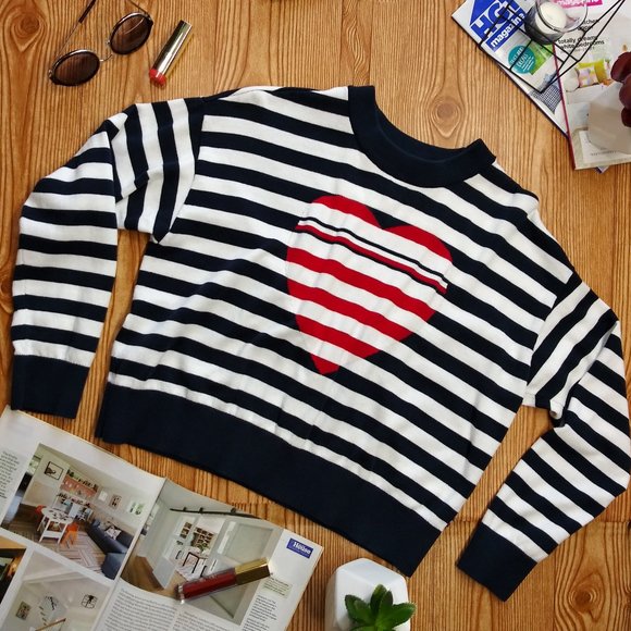 Tommy Hilfiger Sweaters - TOMMY HILFIGER striped crop sweater size XS